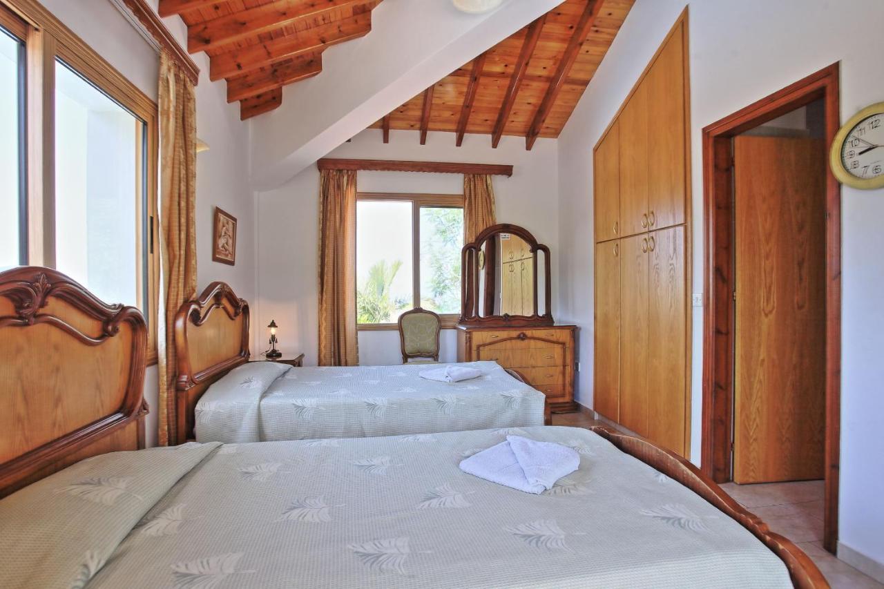 Marilena Sunset Villa 2 Agia Marina  Екстериор снимка